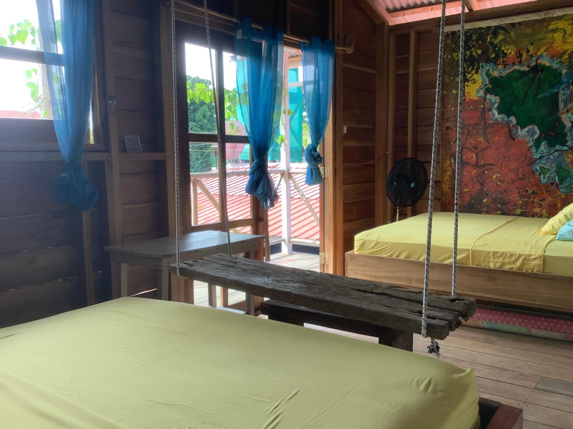 Life Is Good * Bocas del Toro